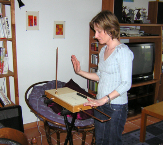 theremin_002_joueur_001a